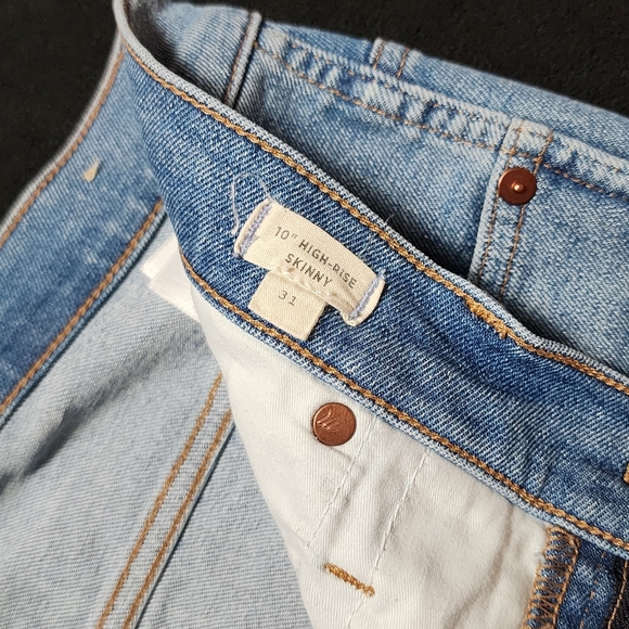 Madewell 10" High Rise Skinny Jeans Raw Hem - Picture 3 of 6